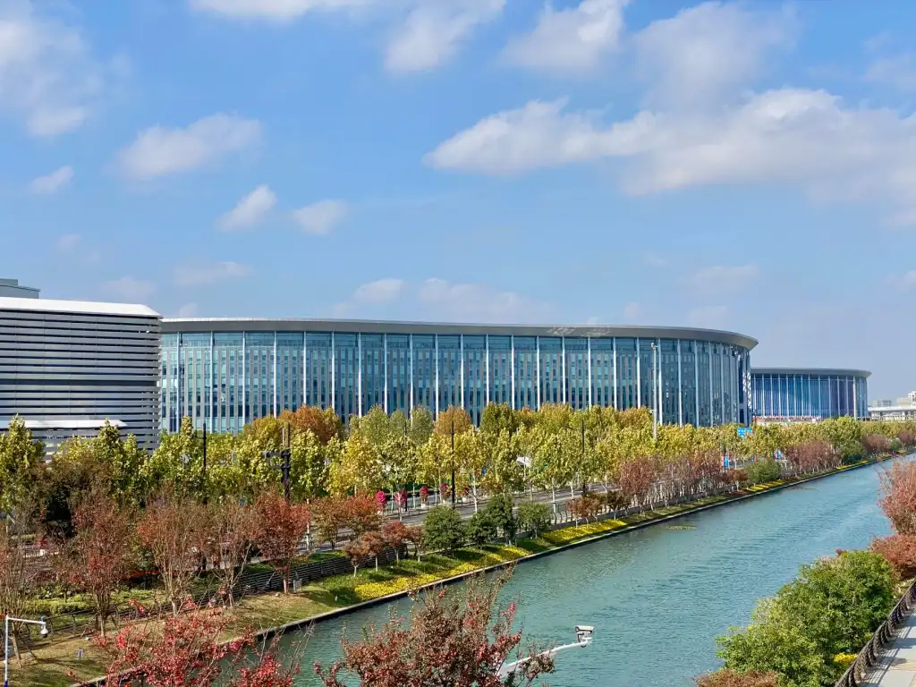 2025年企事业单位食堂承包服务模式对比与选型建议正文配图 1