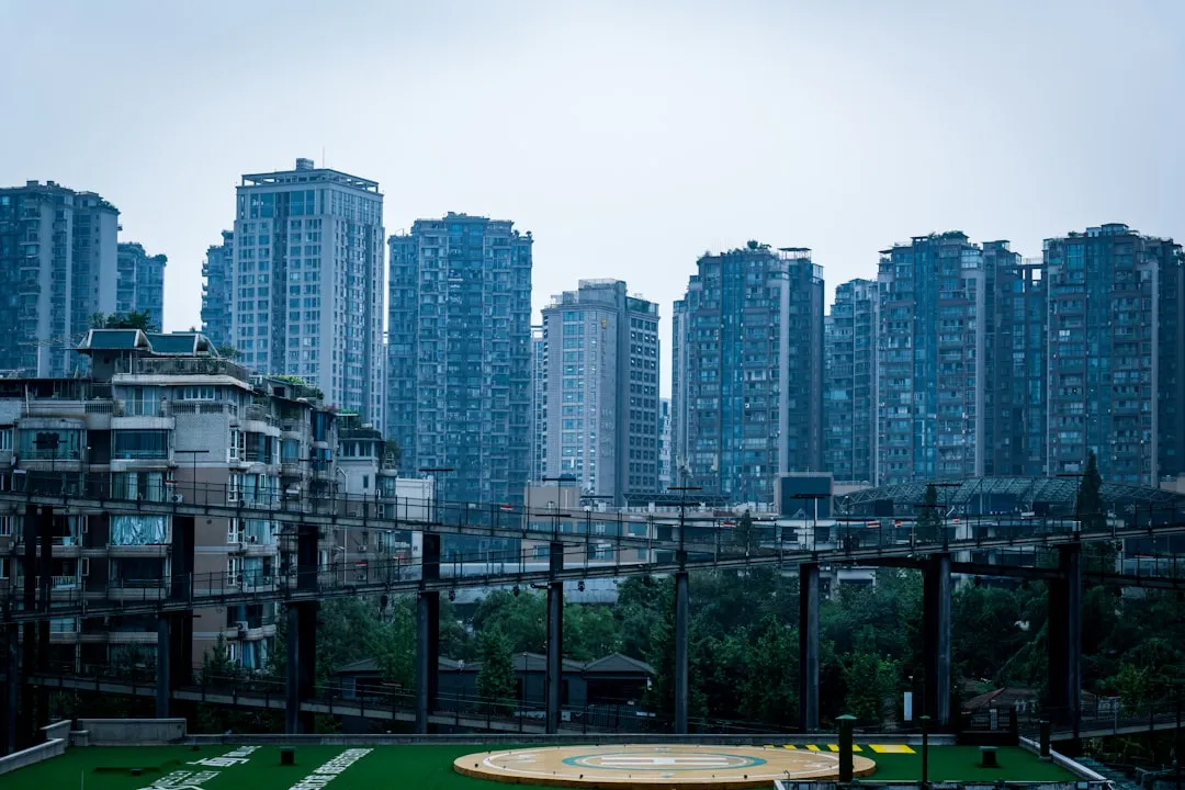 2025年食堂承包行业新规落地：企业团餐服务合规要点解析